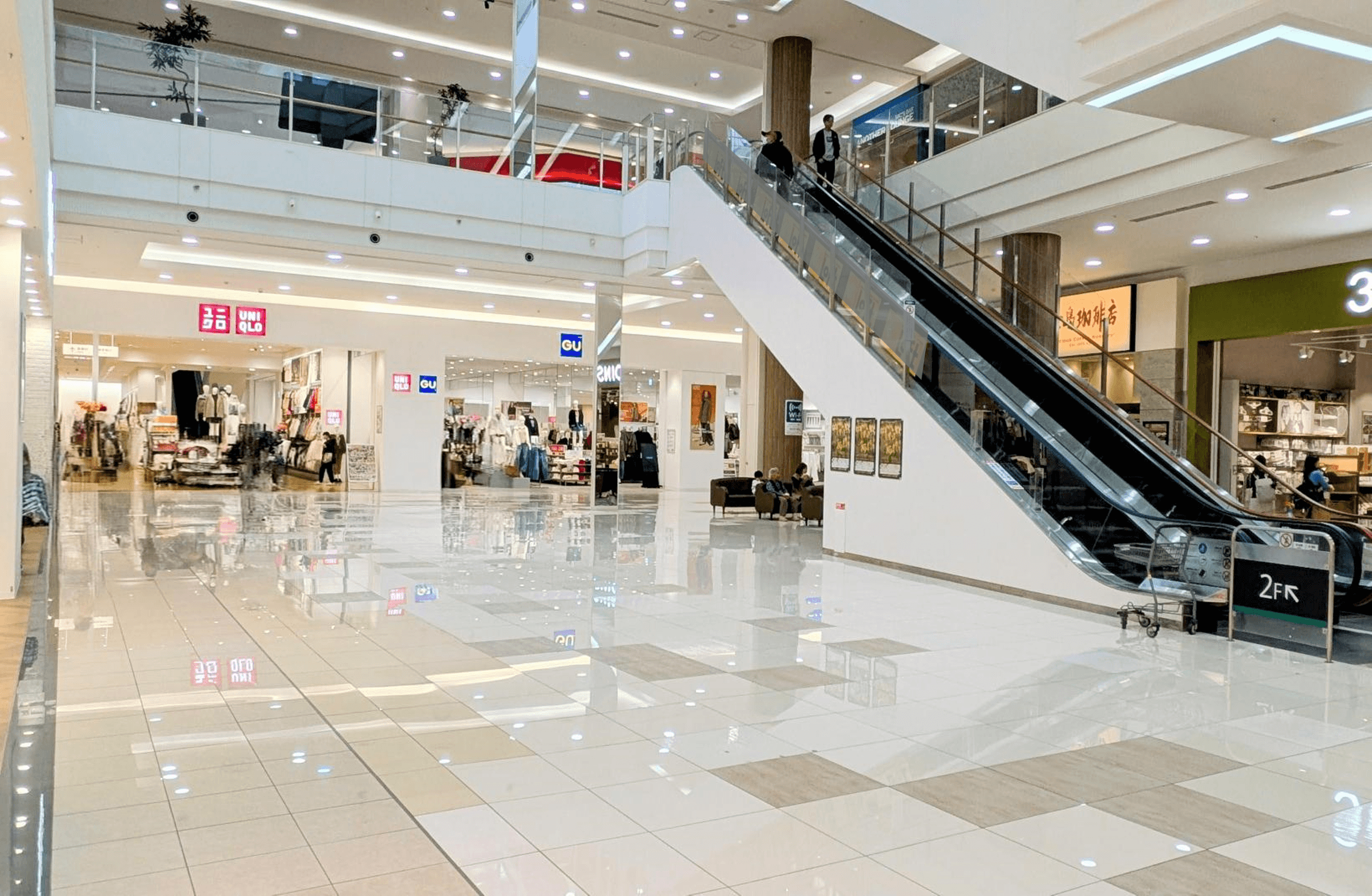 1F あおばコート