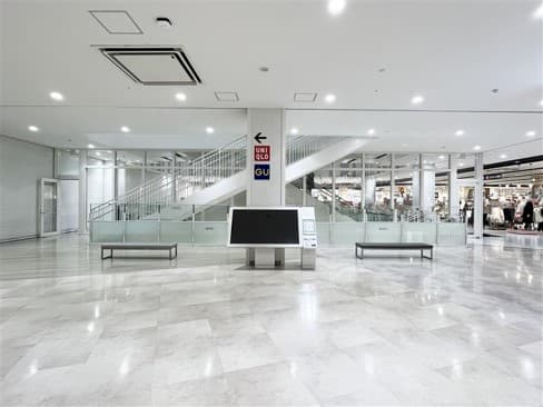 2階南側階段横1