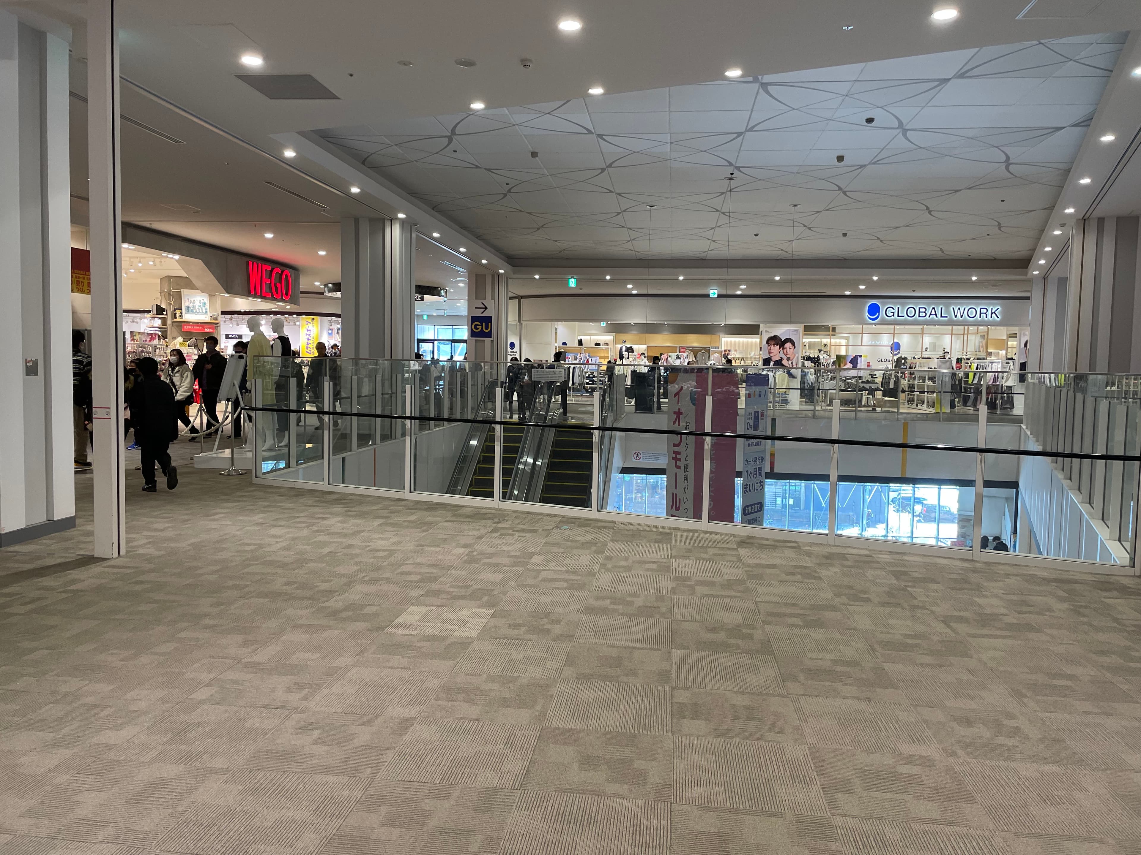 晴庭3F パセリハウスwithだがし夢や前2