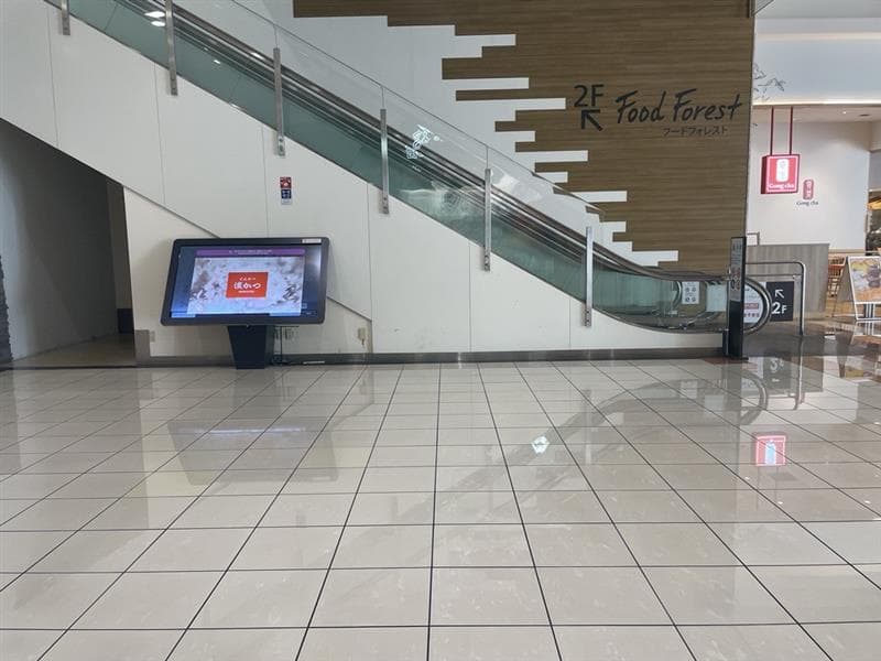 レストランコート2