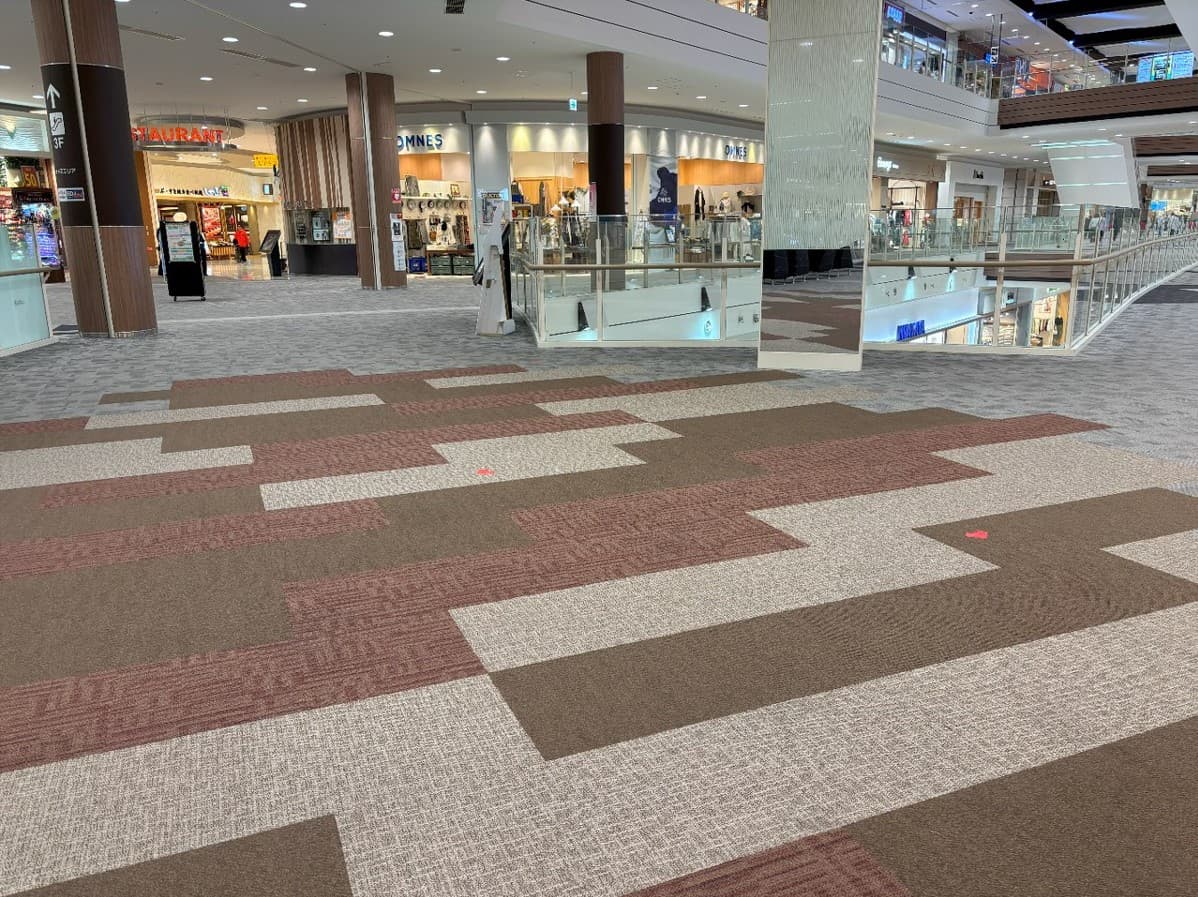 2階 センターブリッジB(ABCマートスポーツ前)