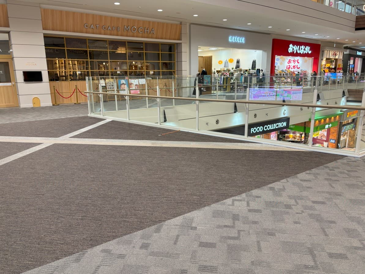 2階 サウスブリッジB(猫カフェ前)