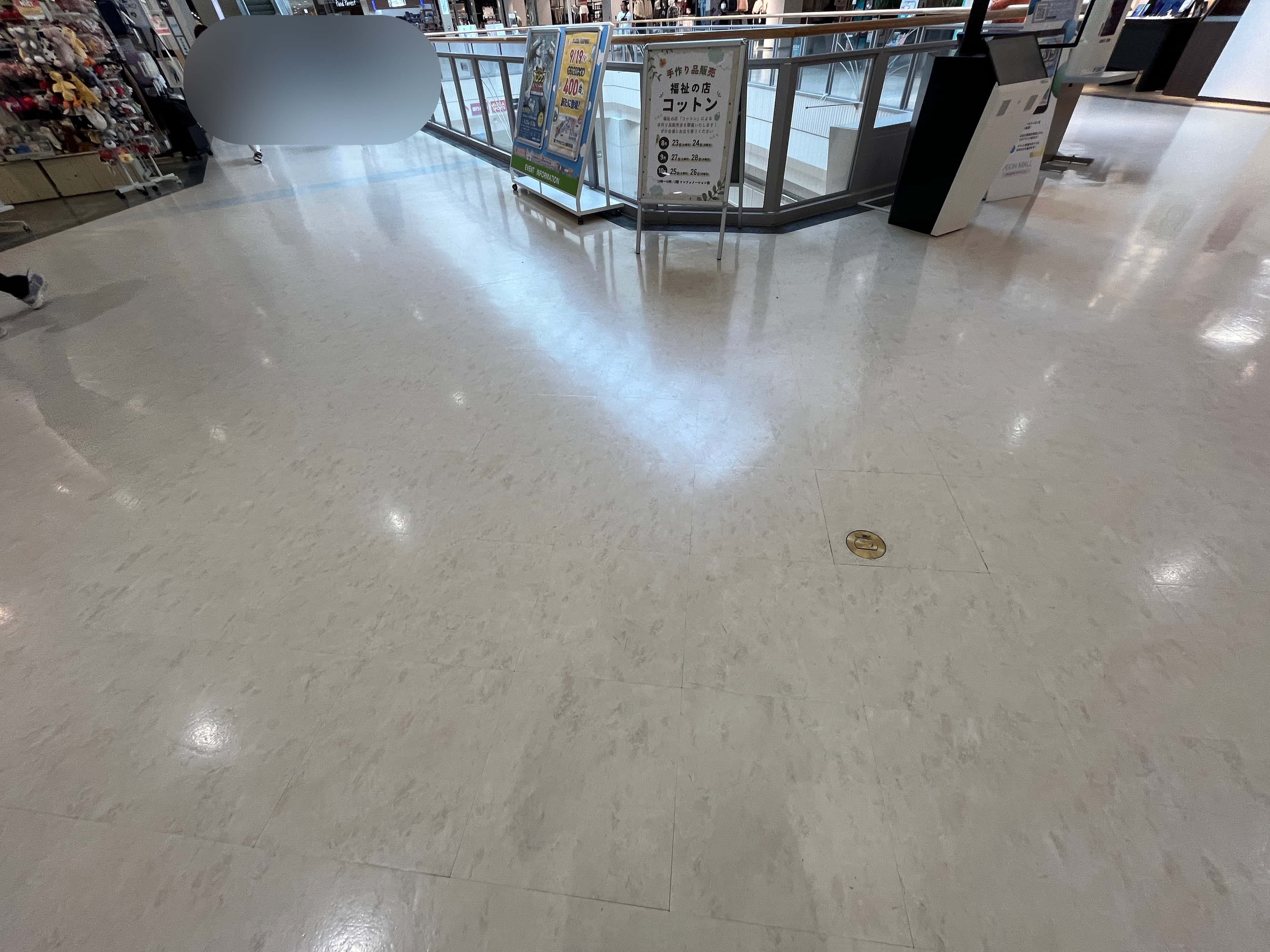 2Fインフォメーション前