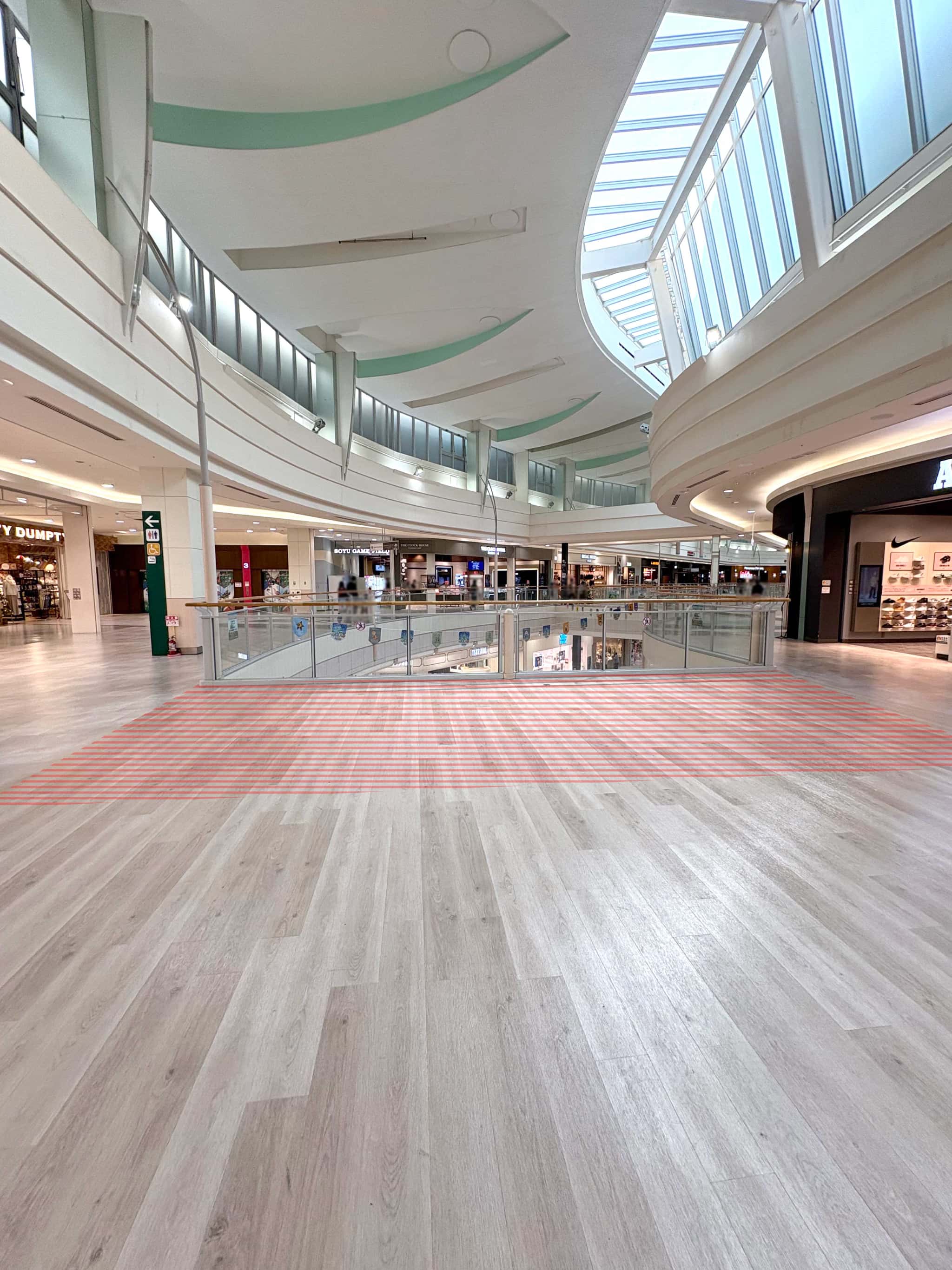 中央ブリッジサウス(ABC-MART前)