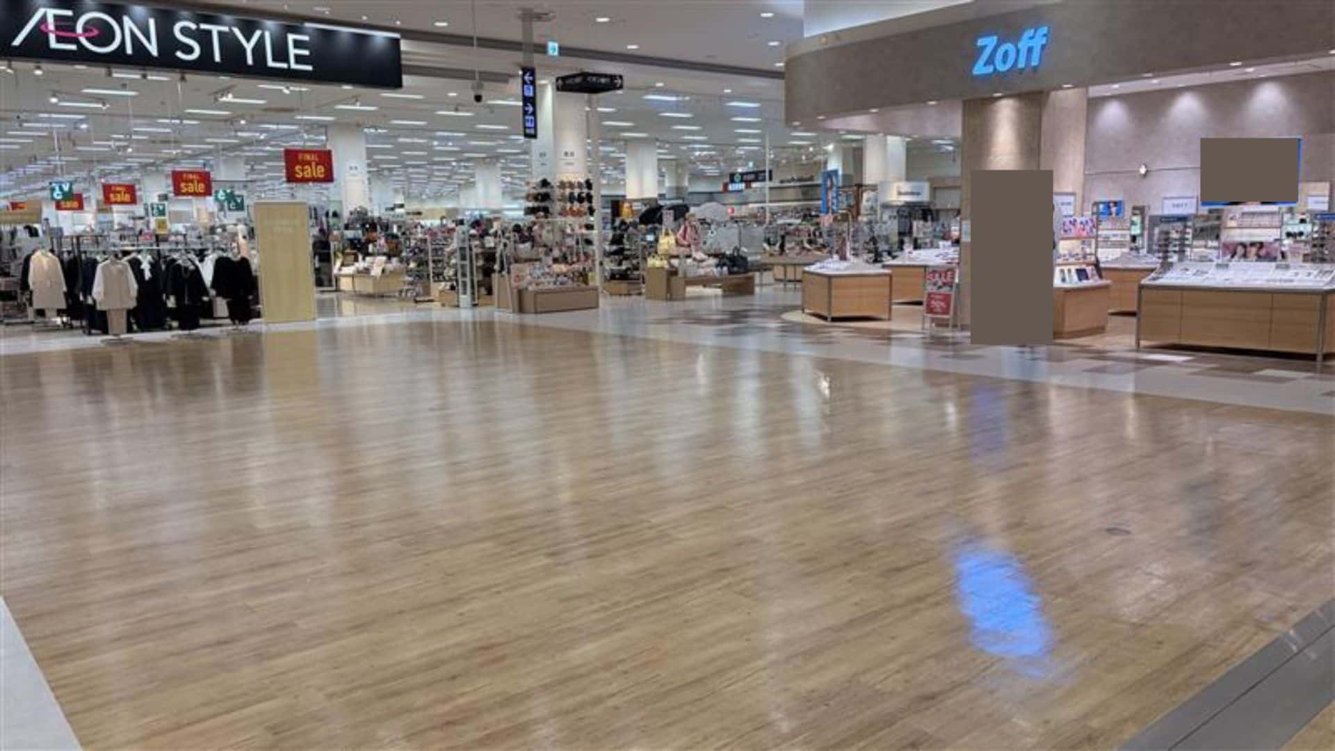 イベントスペース③(Zoff前)