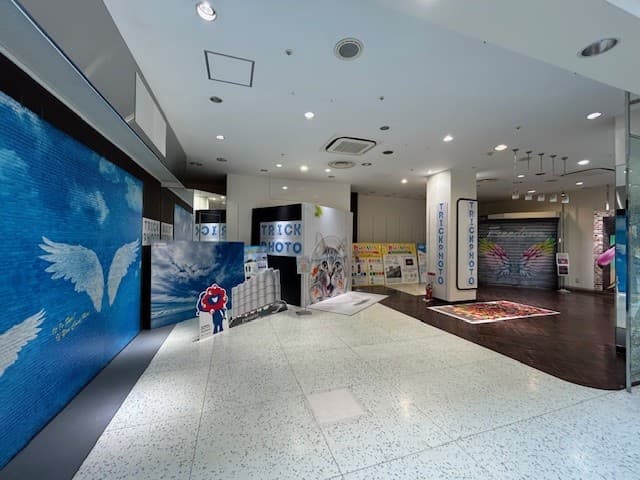 メイン通路沿いでトラフィックも多く視認性に優れた区画