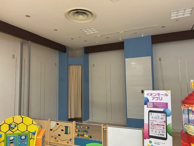 モール中央に位置し、トラフィックも多く視認性に優れる区画2