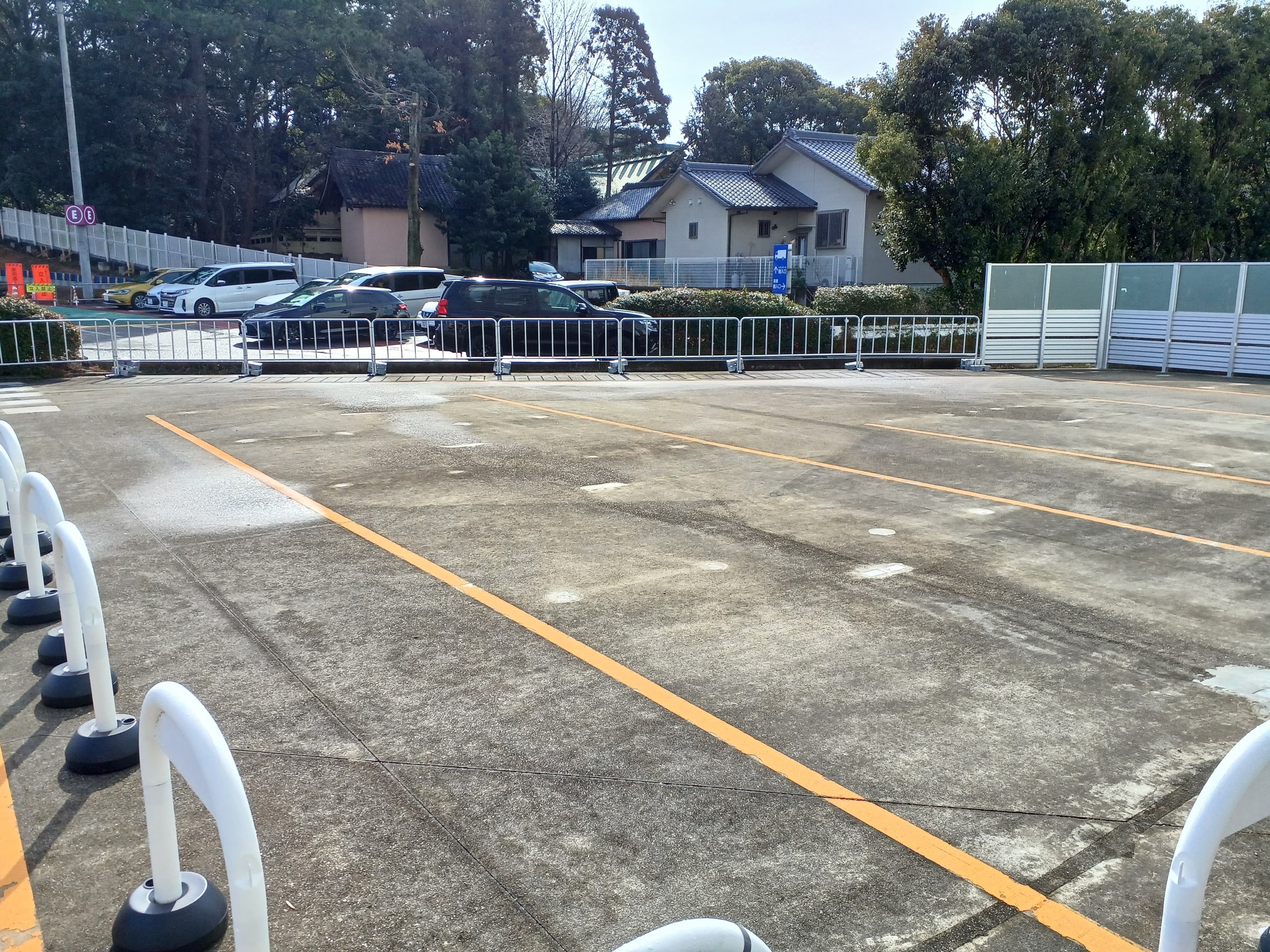 1F 東入口外 屋外催事スペース